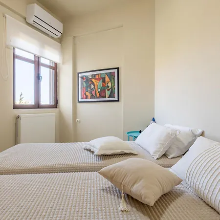 Mariston Modern Apts ヘルソニソス