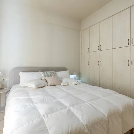 アパート Mariston Modern Apts