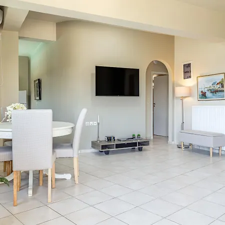 Mariston Modern Apts