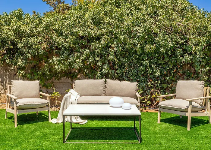 Mariston Modern Apts *