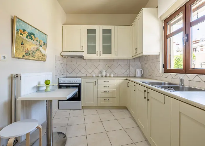 Mariston Modern Apts خيرسونِسوس