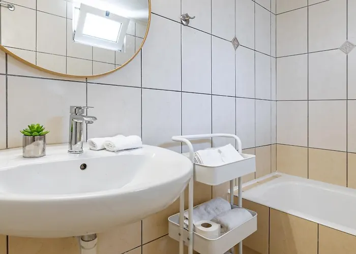 公寓 Mariston Modern Apts