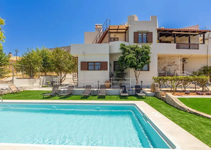 Mariston Modern Apts *